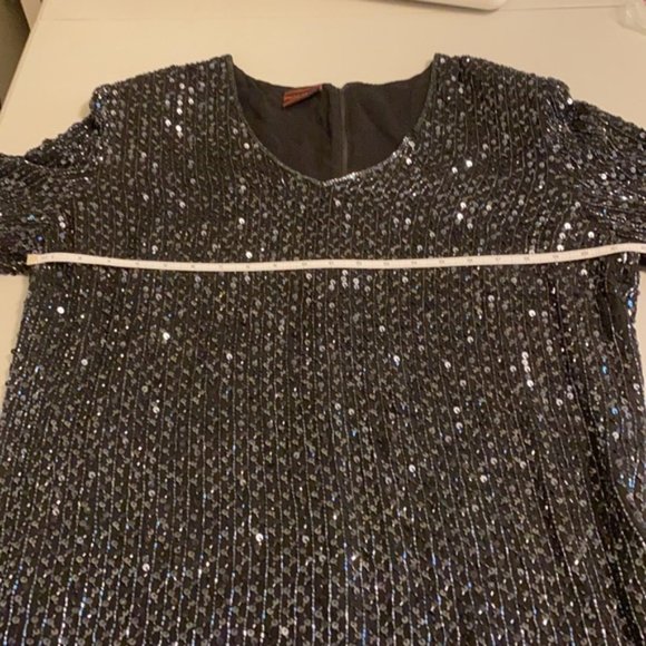 Vintage 1970’s Frank Usher Sequin 100% Silk blouse size large - Picture 6 of 16